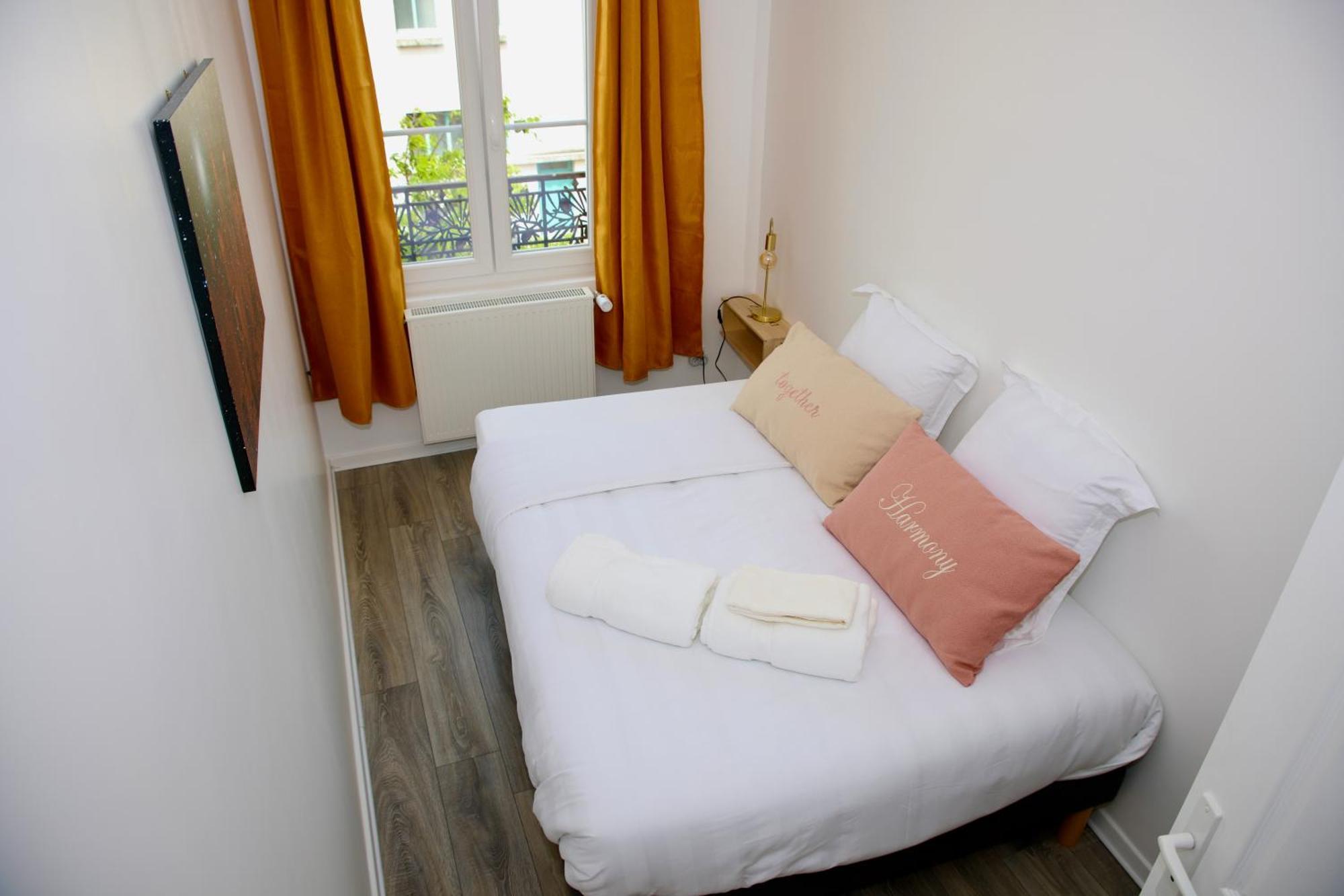 Au Coeur Du Boulingrin Apartment Reims Luaran gambar