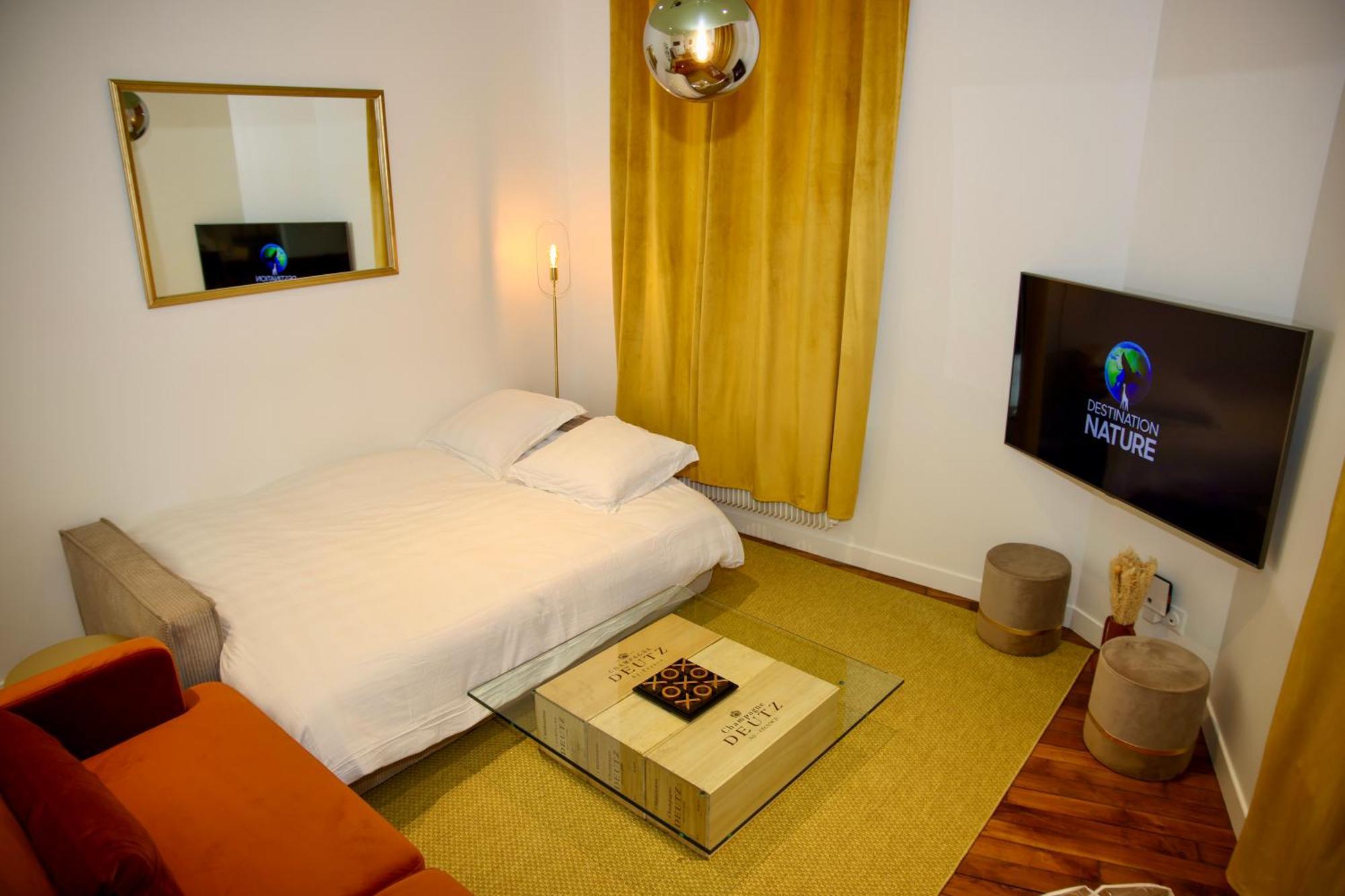 Au Coeur Du Boulingrin Apartment Reims Luaran gambar