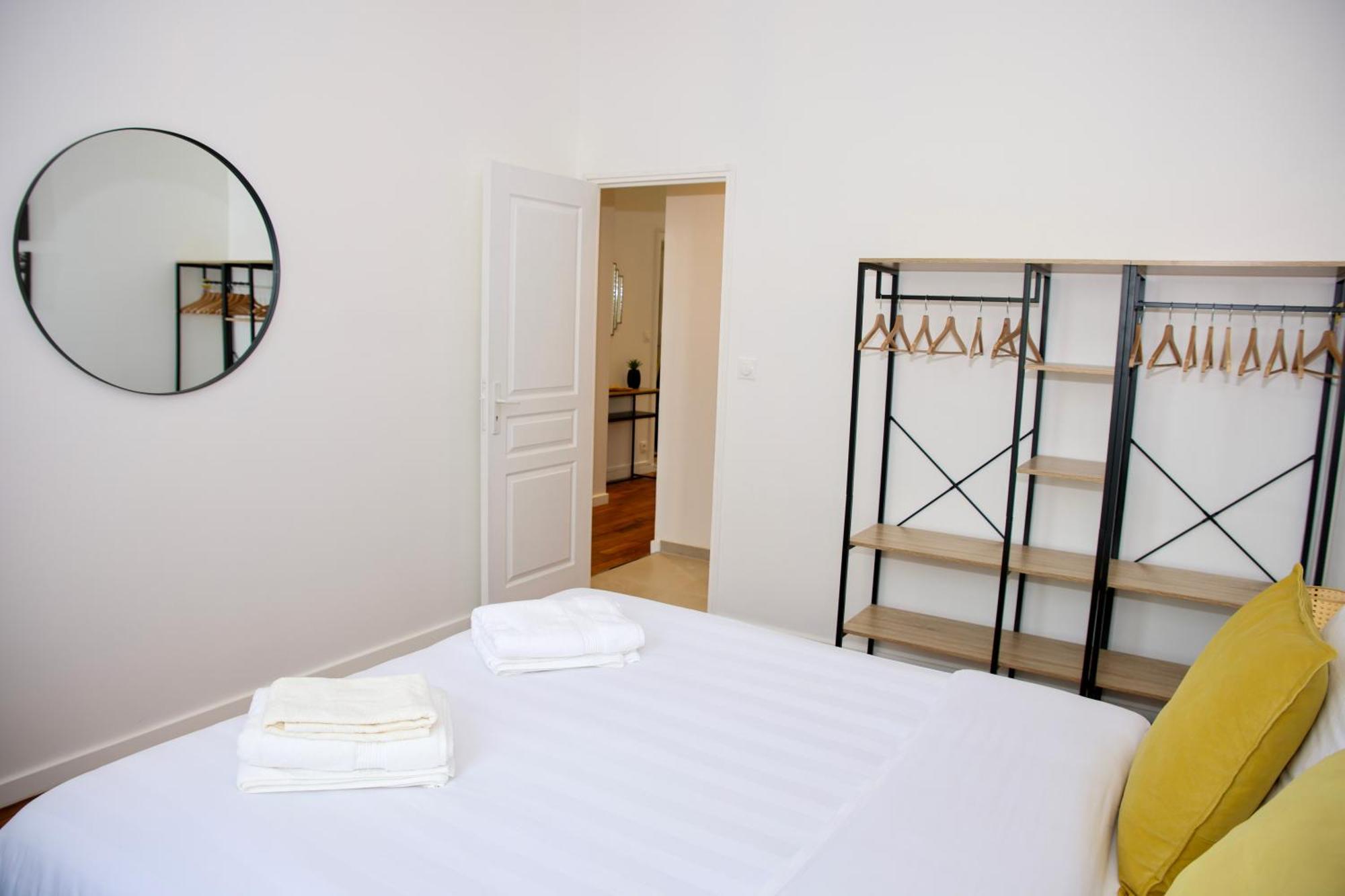 Au Coeur Du Boulingrin Apartment Reims Luaran gambar