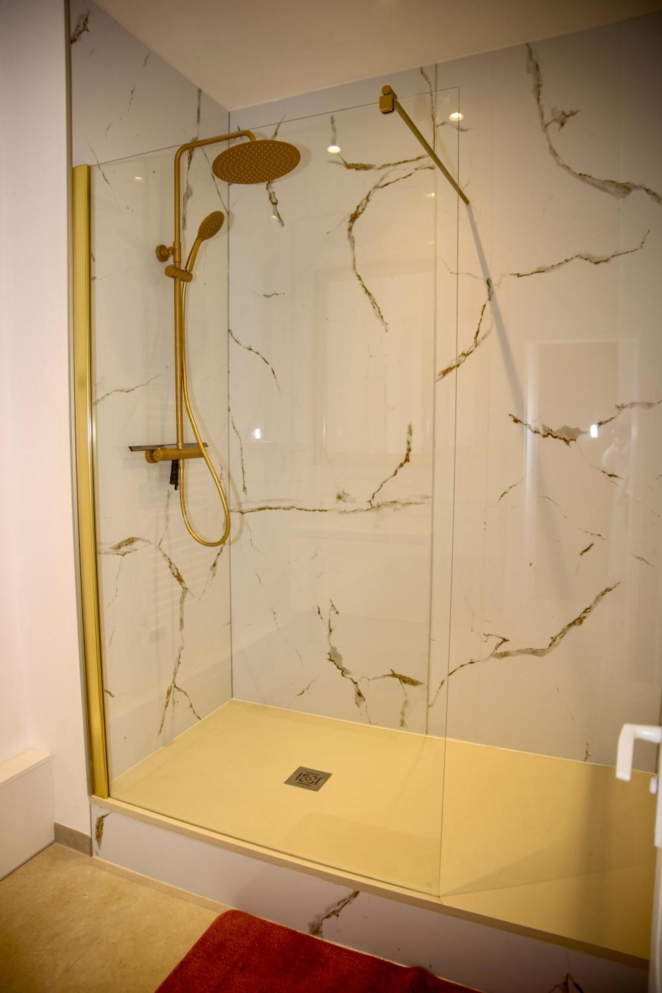 Au Coeur Du Boulingrin Apartment Reims Luaran gambar